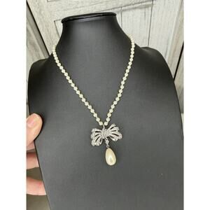 Vintage Signed Carolee Silver Tone Faux Pearls & Rhinestone Bow Pendant Necklace